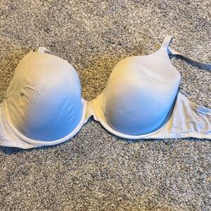 Victoria's Secret Cream Bra